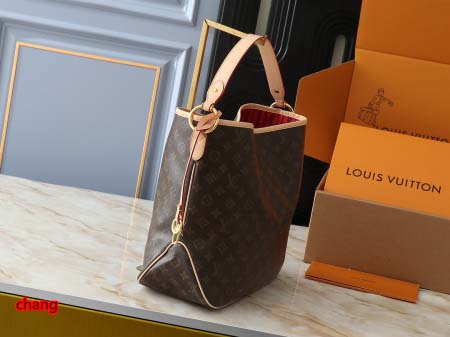 2025年3月16日 ルイヴィトン新品 M50156 Delightful！    damier  azur calvi    size ：41.0×33.0×15.0 cm