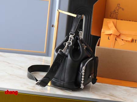 2025年3月16日 ルイヴィトン新品 M13985 M14017Noe Cargo  Louis Vuitton Paris 24x22x16cm