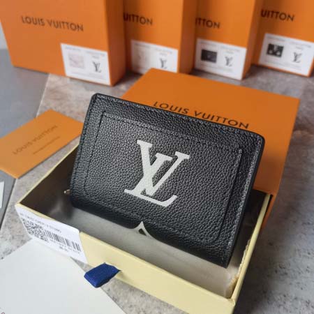 2025年3月17日新品財布M81927 Louis Vuitton Monogram Unplant“Portefeuille Claire” zy工場