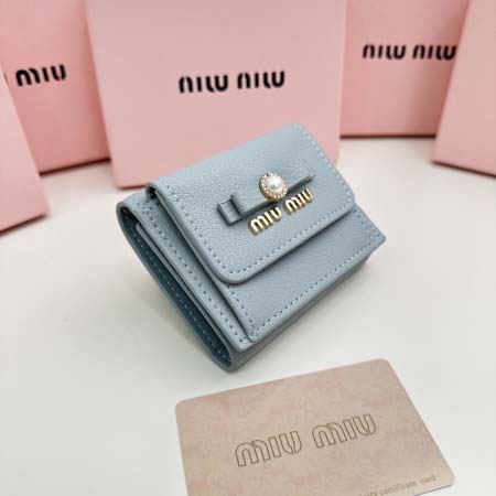 2025年3月17日新品小銭入れとカードケース財布Miumiu 5235    9.5X7.5X3.5cm zy工場