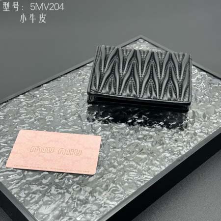 2025年3月17日新品財布Miumiu  pocket 8X10.5cm zy工場