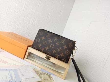 2025年3月17日新作財布Louis Vuitton M69037#19.0 x 11.0 x 3.5 cm。 zy工場