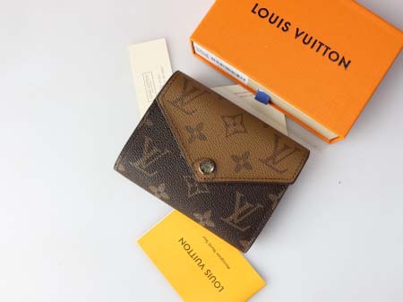 2025年3月17日新作財布Louis VuittonM81557   SIZE:12*9.5*1.5cm zy工場