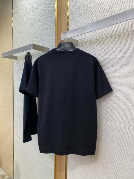 2025年3月19日高品質新作GIVENCHY半袖Tシャツ HoHo工場