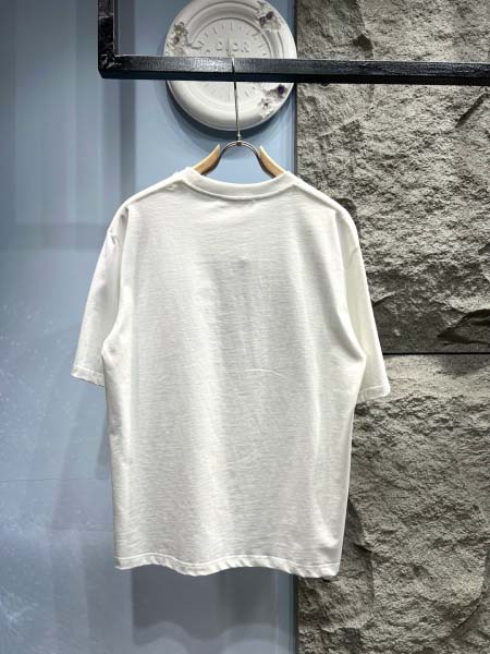 2025年3月19日高品質新作Louis Vuitton半袖Tシャツ HoHo工場