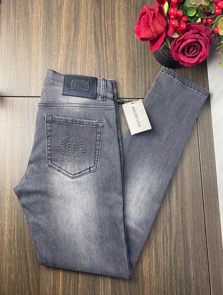 2025年3月21日早春新作Balenciagaジーパン luols工場