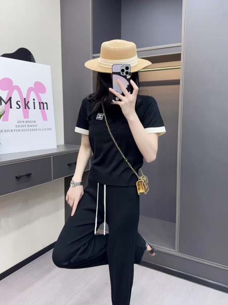 2025年3月19日入荷春夏新作Chanelニット セット can工場