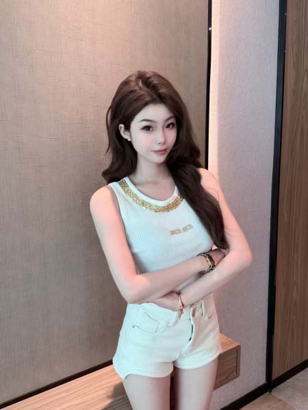 2025年3月19日入荷春夏新作Miumiu ニット半袖 can工場