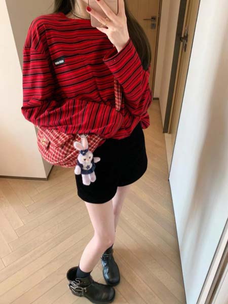 2025年3月24日入荷春夏新作Miumiu長袖Tシャツ can工場