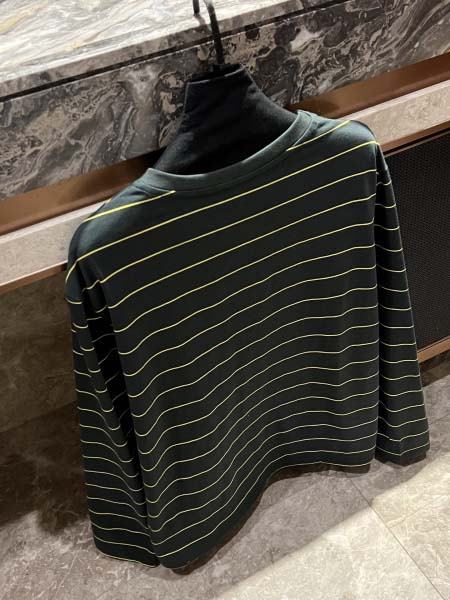 2025年3月24日入荷春夏新作Miumiu長袖Tシャツ can工場