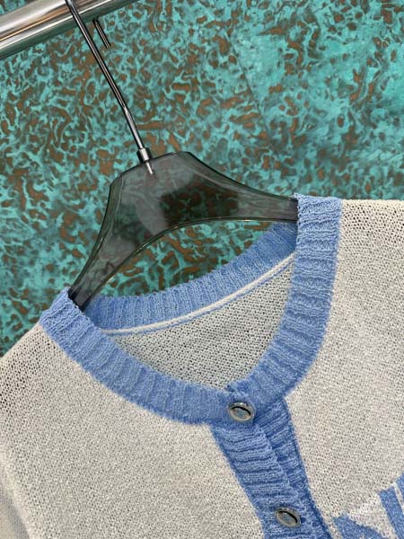 2025年3月24日入荷春夏新作Chanelニット 半袖Tシャツ can工場
