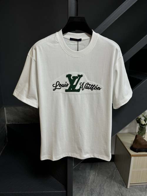 2025年3月26日入荷春夏高品質新作Louis Vuitton半袖 tシャツTF工場