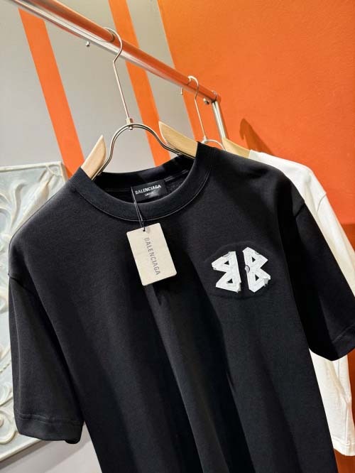 2025年3月27日入荷春夏高品質新作Balenciaga半袖 tシャツTF工場