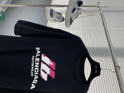 2025年3月27日入荷春夏高品質新作Balenciaga半袖 tシャツTF工場