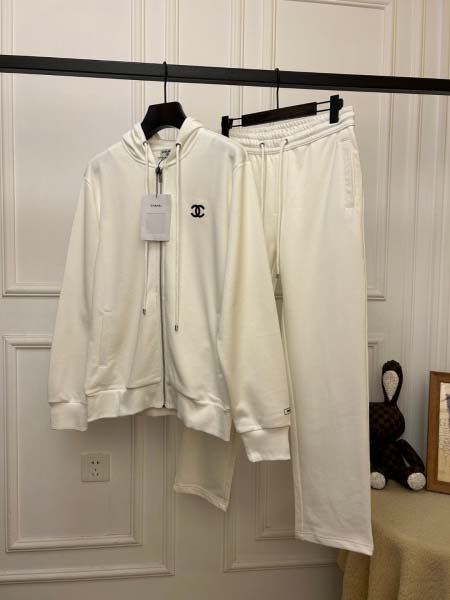 2025年3月5日春秋高品質新品CHANELメンズ 上下セッ...