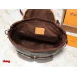 2025年3月16日 ルイヴィトン新品 M14015 M14198  Montsouris Cargo   Monogram   Monogram 34.0 x 40.0 x 17.0