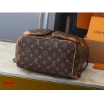 2025年3月16日 ルイヴィトン新品 M14198 M14015 Montsouris Cargo   34.0 x 40.0 x 17.0