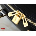 2025年3月16日 ルイヴィトン新品 M13670 M14197 M53152  Alma BB  Epi  x   LV “” 23.5 x 17.5 x 11.5