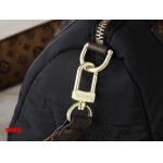 2025年3月16日 ルイヴィトン新品 M21061 M20937 M59008  LV Pillow Speedy Bandoulière 25    Monogram  Mini Monogram 25.0 x 19.0 x 15.0