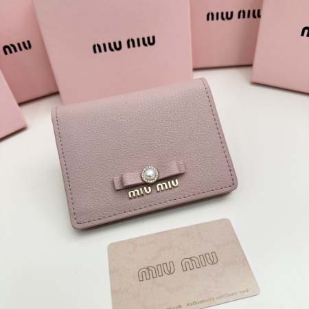2025年3月17日新品小銭入れとカードケース財布Miumi...