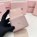 2025年3月17日新品小銭入れとカードケース財布Miumiu 5235    9.5X7.5X3.5cm zy工場