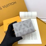 2025年3月17日新品財布M13470  Louis Vuitton Monogram Empreinte zy工場