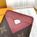 2025年3月17日新品 カードホルダーM12602  Louis Vuitton Monogram Macassar  zy工場