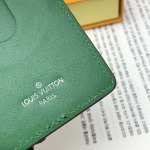 2025年3月17日新品 カードホルダーM12602  Louis Vuitton Monogram Macassar  zy工場