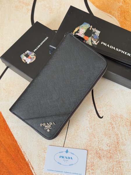 2025年3月17日新品財布PRADA  blue  21c...