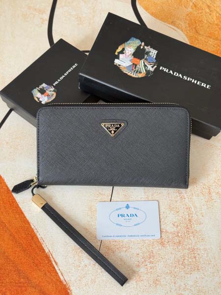 2025年3月17日新品財布PRADA  blue  21c...