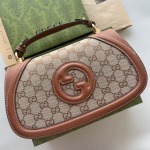 2025年3月17日新品バッグ Gucci 815714 27x17x7cm  zy工場