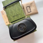 2025年3月17日新品バッグGucci  815711 21.5x 11x 8cm  zy工場