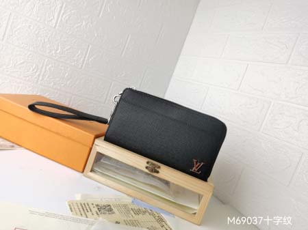 2025年3月17日新作財布Louis Vuitton M6...