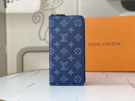 2025年3月17日新作 財布Louis VuittonM8...