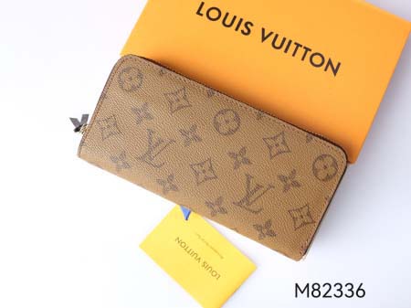 2025年3月17日新作 財布Louis VuittonM8...