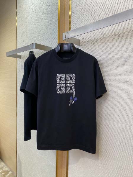 2025年3月19日高品質新作GIVENCHY半袖Tシャツ ...