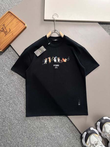2025年3月19日高品質新作FENDI半袖Tシャツ HoH...