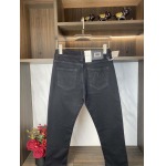 2025年3月21日早春新作Gucciジーパン luols工場