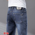 2025年3月21日早春新作Gucciジーパン luols工場