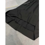 2025年3月19日入荷春夏新作Pradaワンピース can工場