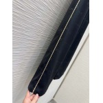 2025年3月19日入荷春夏新作Pradaズボン can工場