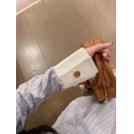 2025年3月19日入荷春夏新作Miumiuワンピース can工場