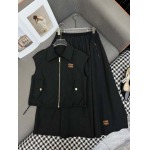 2025年3月19日入荷春夏新作Miumiuスーツ can工場