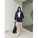 2025年3月23日入荷春夏新作Miumiuシャツ+スカート+ニットの半袖 can工場