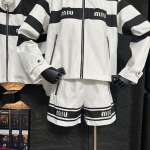 2025年3月23日入荷春夏新作Miumiuセット can工場