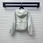 2025年3月24日入荷春夏新作Pradaセット can工場