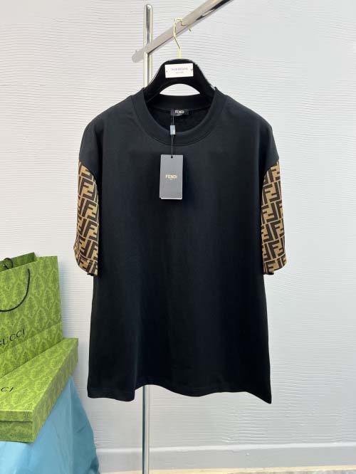 2025年3月26日入荷春夏高品質新作FENDI半袖 tシャ...