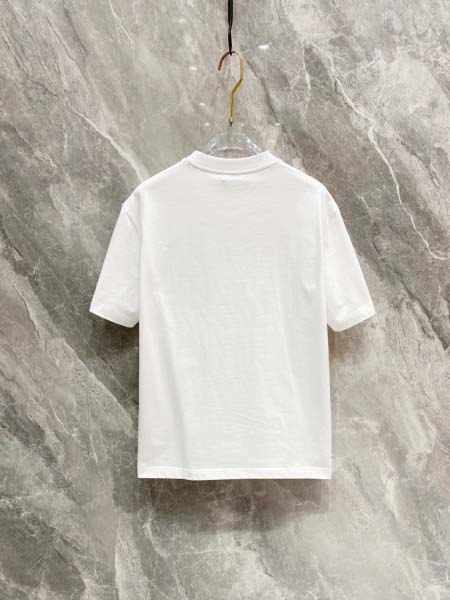 2025年4月3日入荷新作BURBERRY半袖 Tシャツ高級品/LD工場