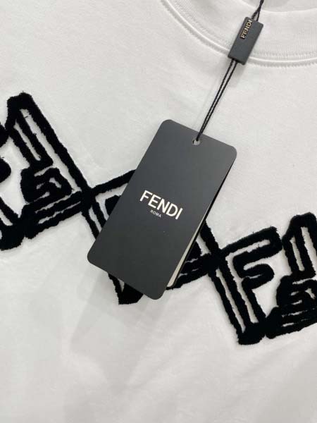 2025年4月3日入荷新作Fendi半袖 Tシャツ高級品/LD工場