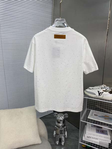 2025年4月4日入荷新作Louis Vuitton半袖 Tシャツ高級品/LD工場